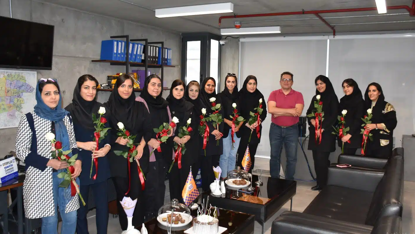 روز دختر در کارخانه ازما بتن