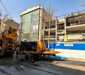 بتن ریزی سقف چهارم محدوده باقری 1