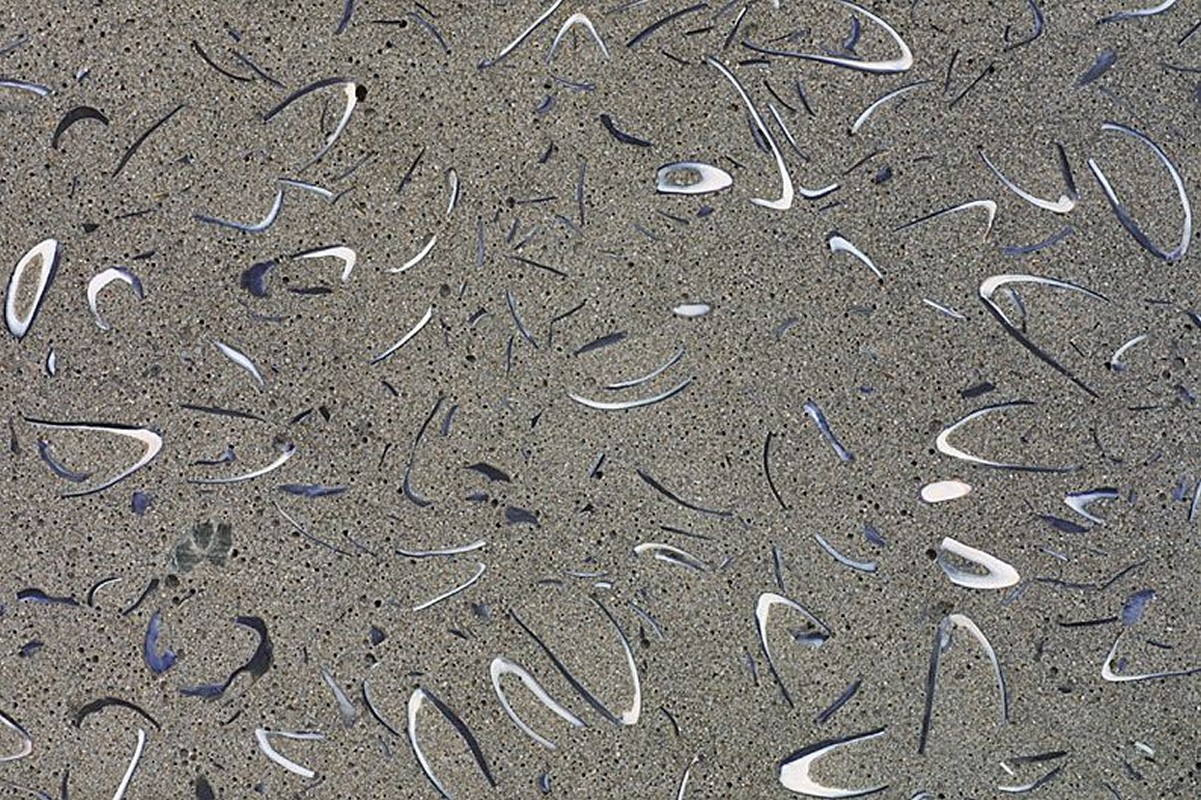 فرآیند تولید بتن پلیمری در خط تولید مدرن