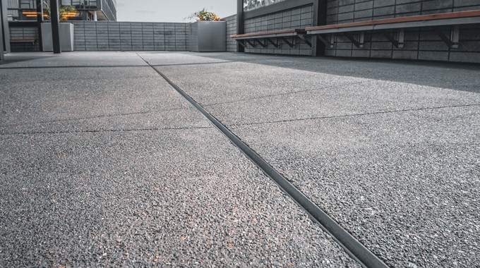 کاربرد بتن پلیمری در کف آزمایشگاه شیمیایی